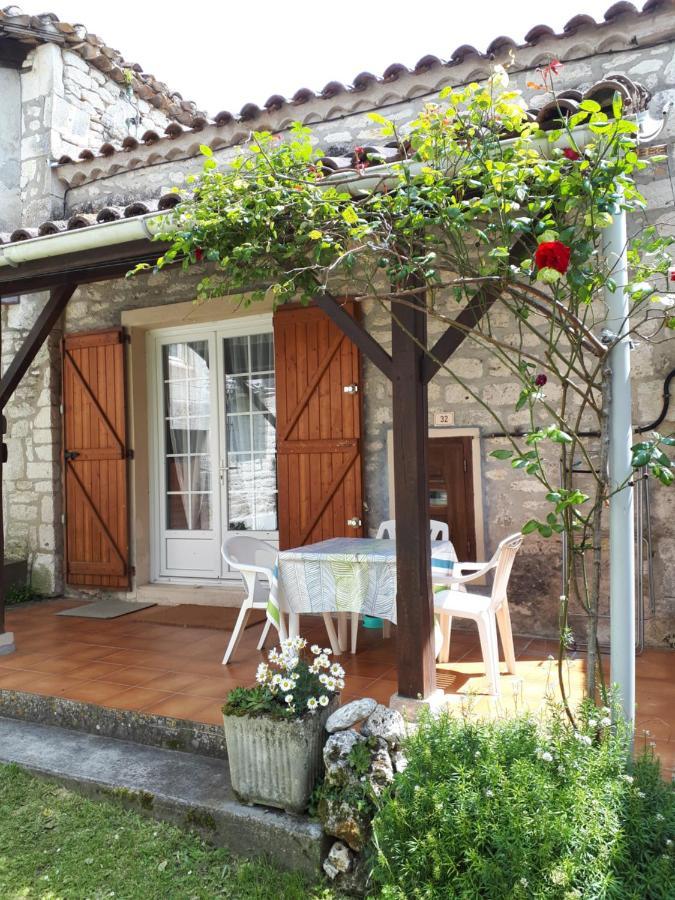 La Maison De Juliette En Haut Lascabanes Eksteriør bilde